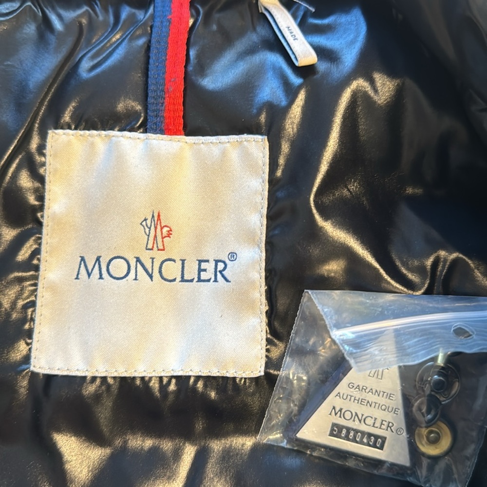 Moncler Shiny Puffer Down Jacket - Picture 5 of 12